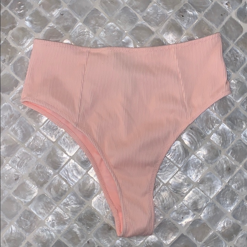 Sarah’s Day Peach High Waisted Bottoms